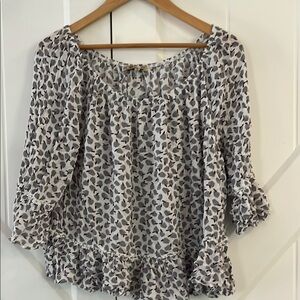 Democracy Gray Flutter Sleeve Blouse